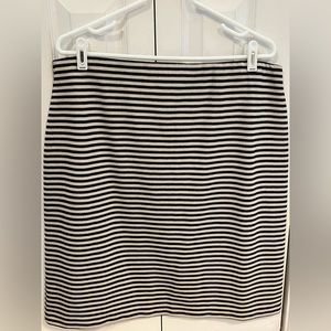 George Brand Black (Dark Grey)/Khaki Horizontal Striped Mini Skirt. Size XL.